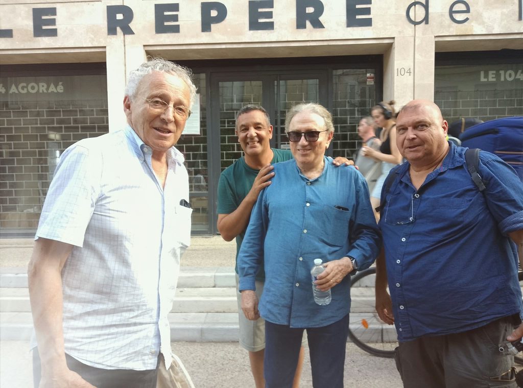 Music & Lol – De Drucker à Monfort pour Jean Ferrat