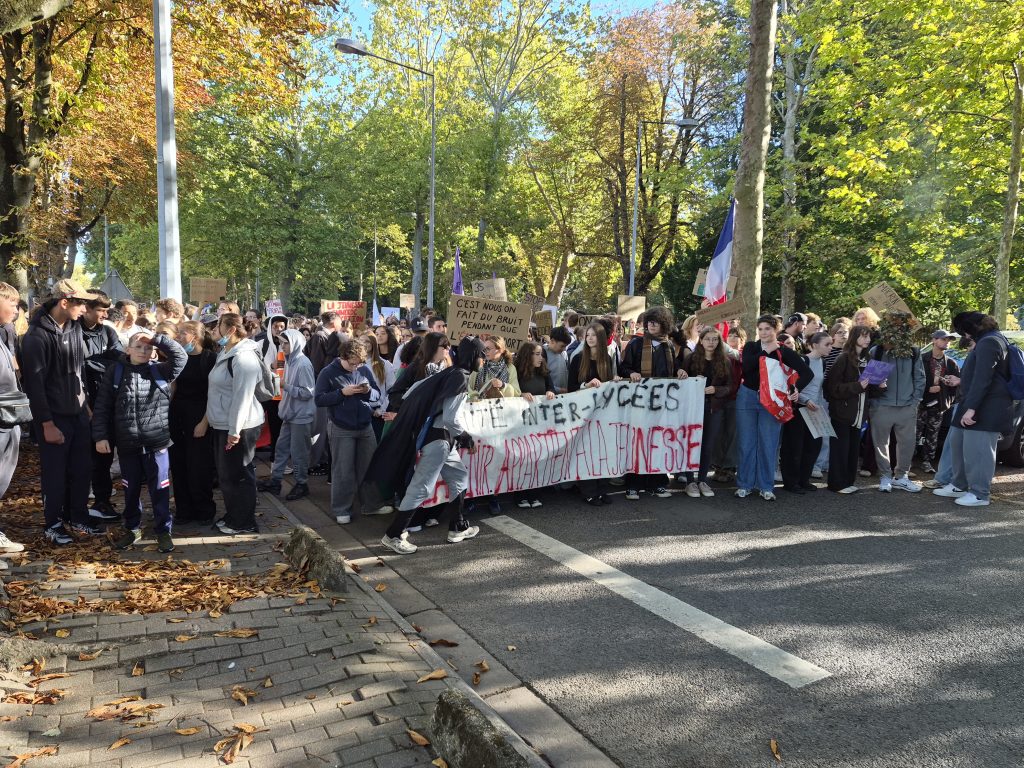 Manifestation lycéenne à Douai le mardi 06 octobre